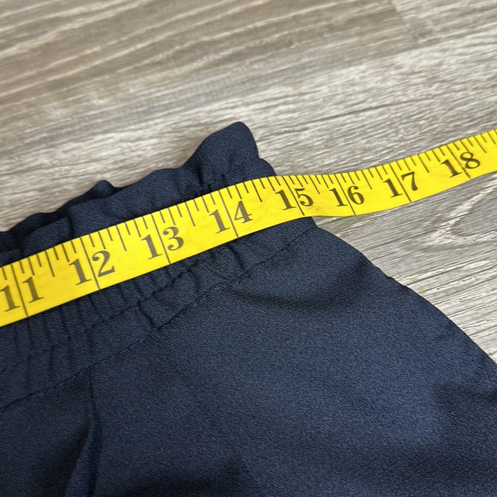 Zara Basic Paper-Bag Pull On Cropped Pants Navy B… - image 6